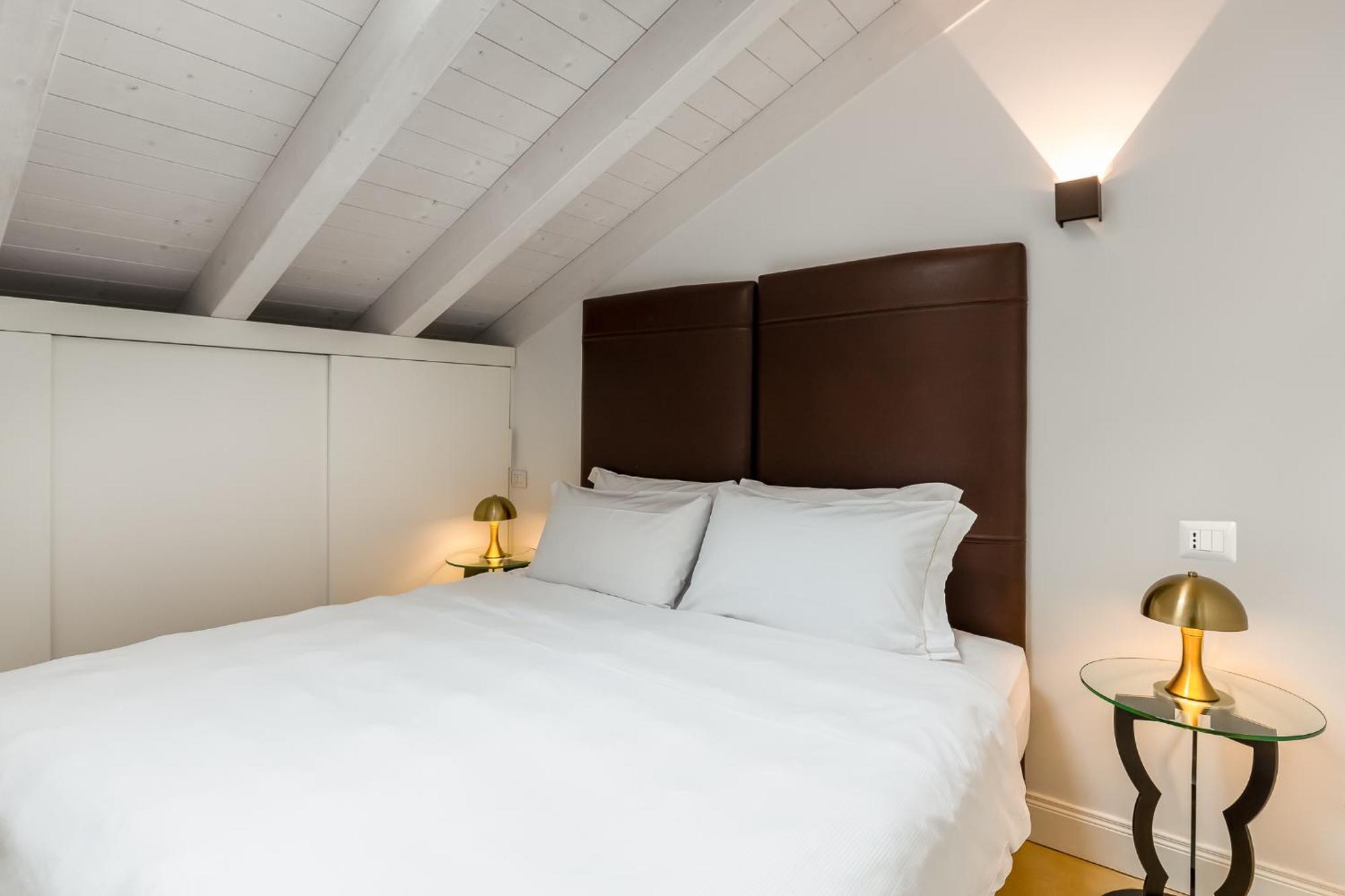 Allegroitalia Penthouse Montenapoleone Milan Exterior photo