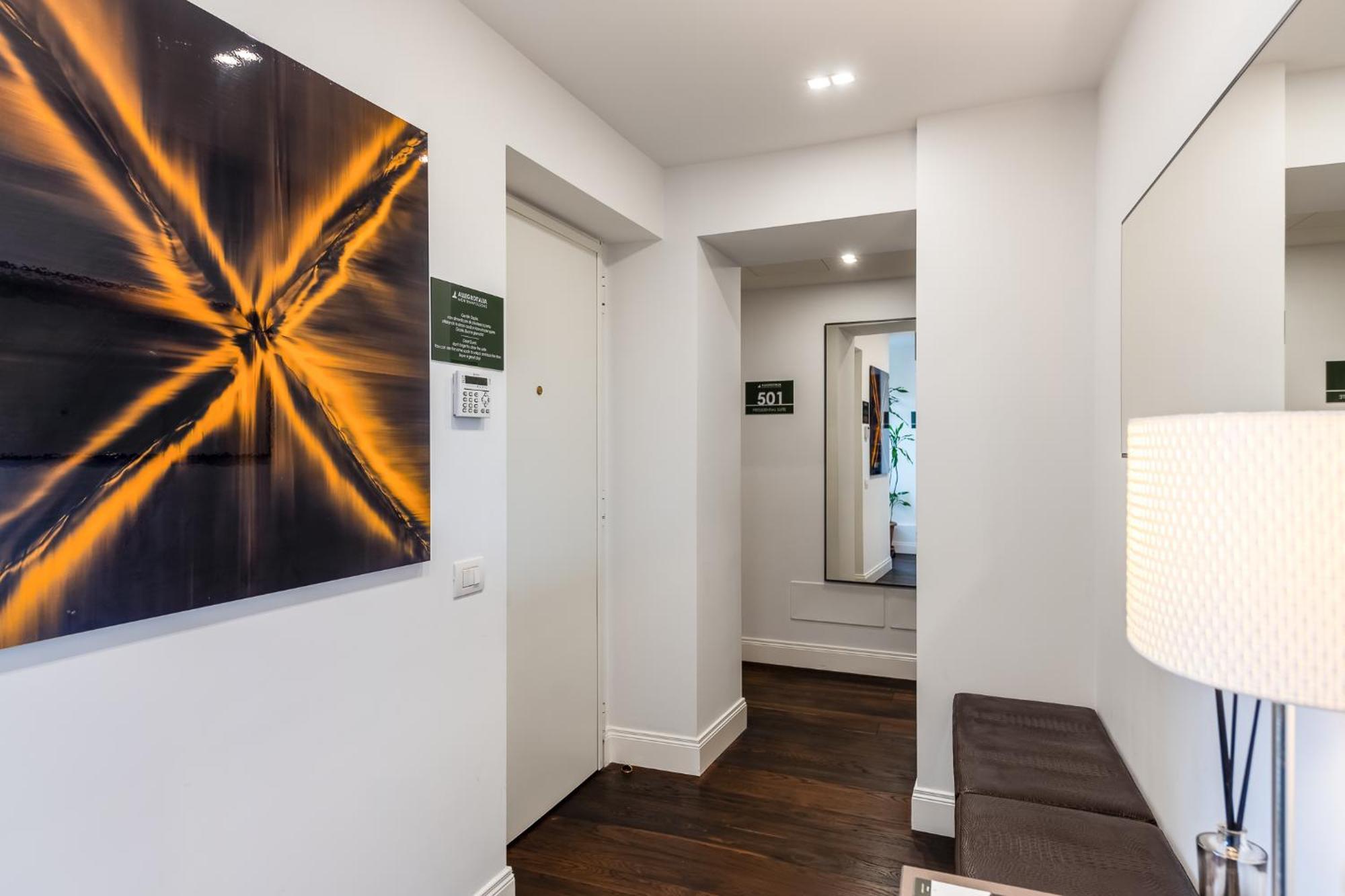Allegroitalia Penthouse Montenapoleone Milan Exterior photo